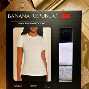 NWT Banana Republic Women's Ribbed Crewneck T-Shirt, 3-pack
